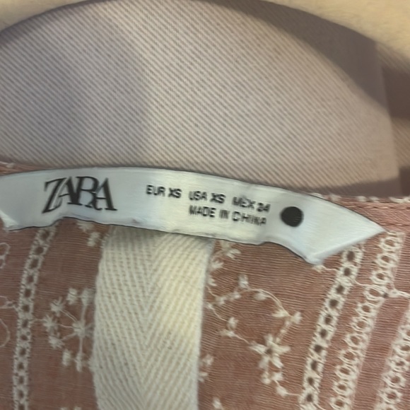 Zara blouse - Picture 3 of 4